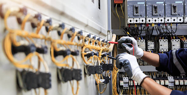 Professional Electrician technician working in Berlin, WI